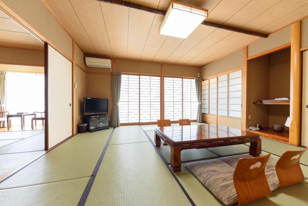 Yufuin Onsen Tsukanoma Phòng bức ảnh